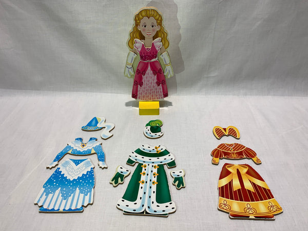 Puidust Melissa & Doug riietamismäng "Elise"