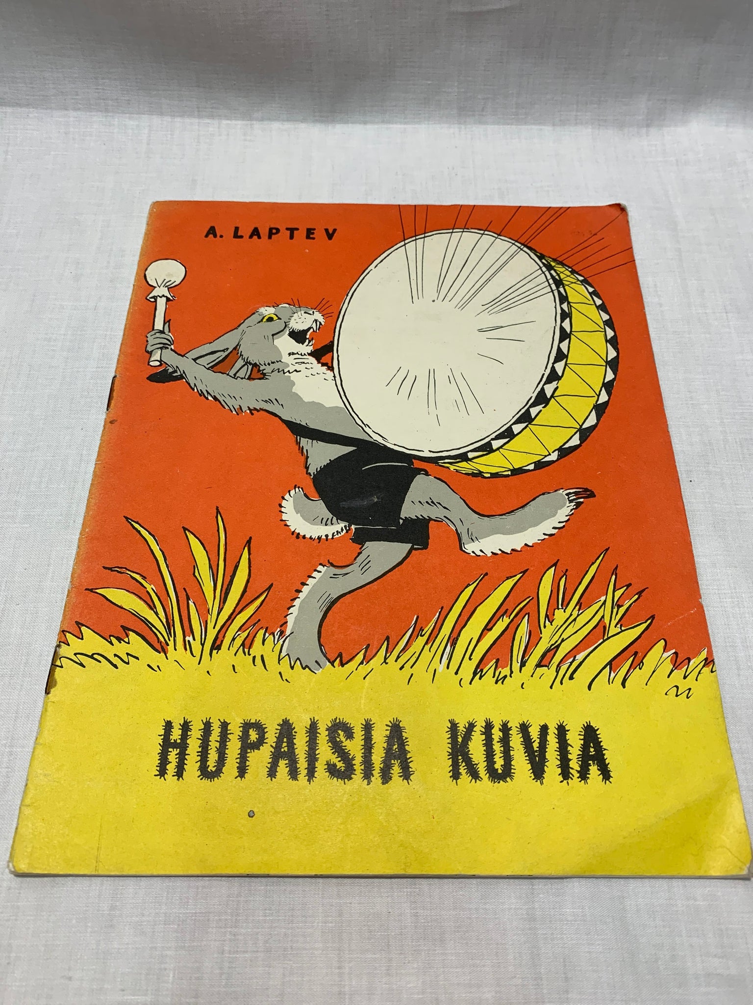 Soomekeelne värsiraamat